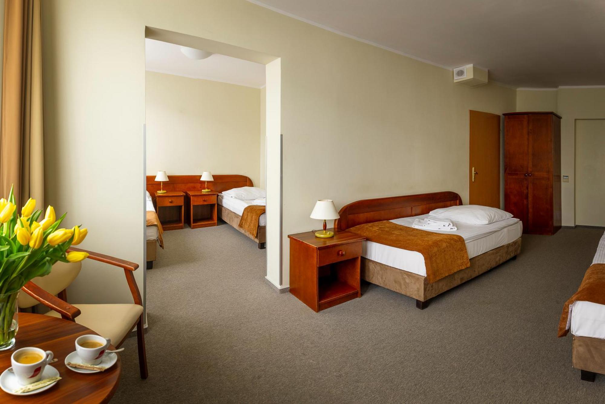 Hotel Zawisza Bydhošť Exteriér fotografie