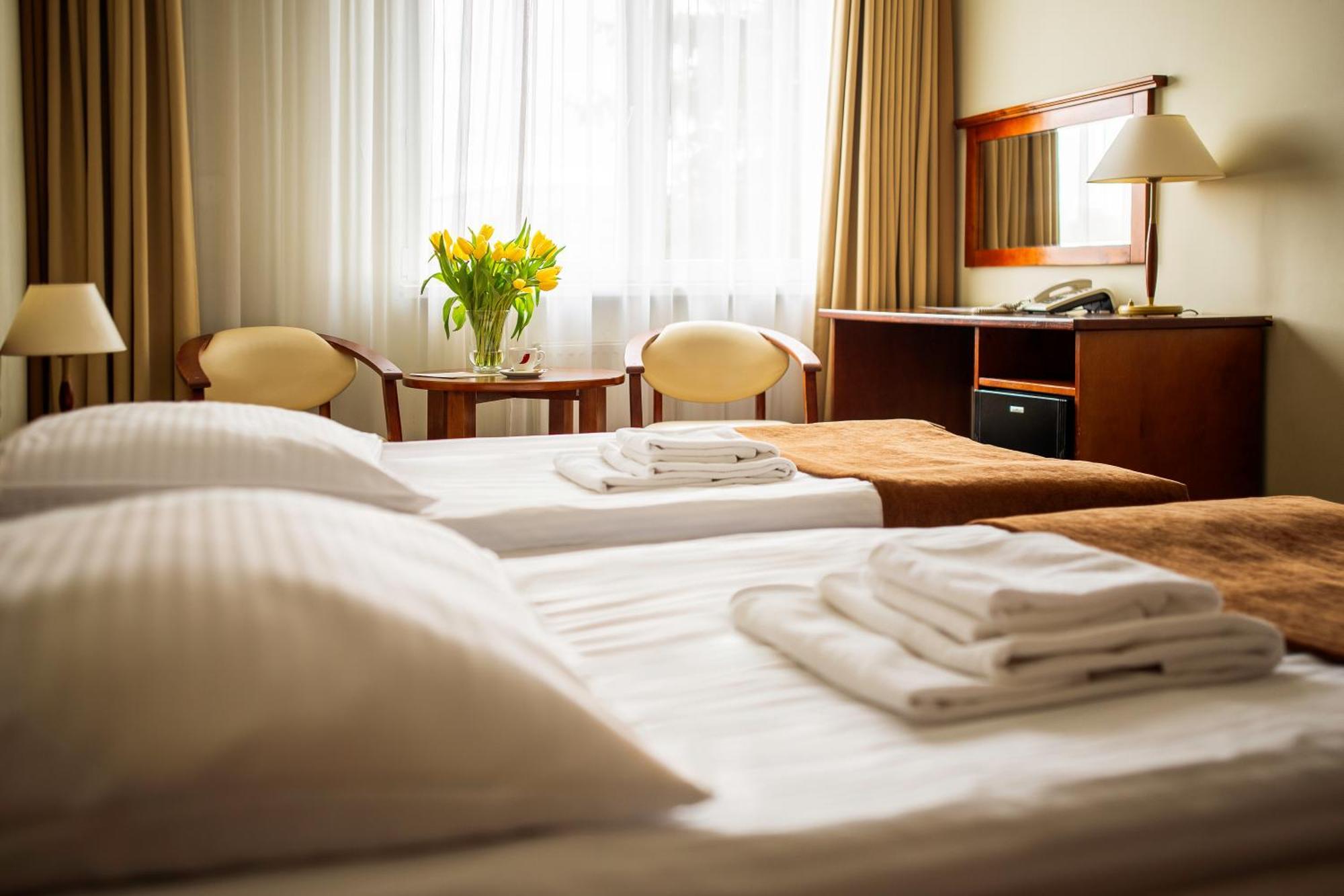 Hotel Zawisza Bydhošť Exteriér fotografie